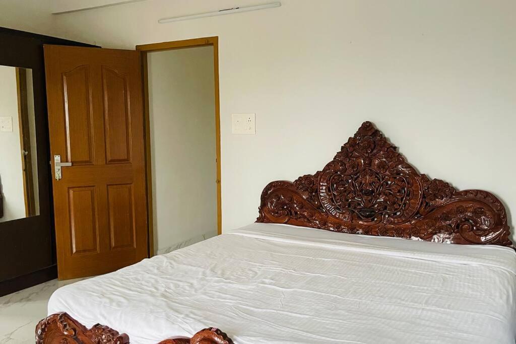 Rajamandiram 3Bhk Ac Apartment In Trivandrum Central Thiruvananthapuram Bagian luar foto