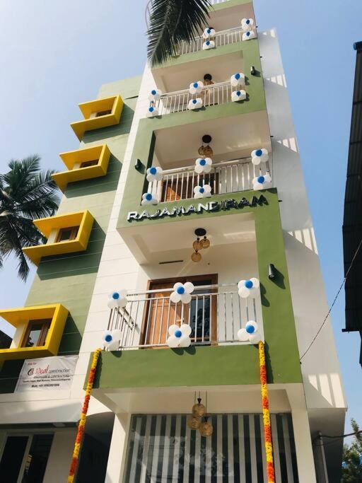 Rajamandiram 3Bhk Ac Apartment In Trivandrum Central Thiruvananthapuram Bagian luar foto