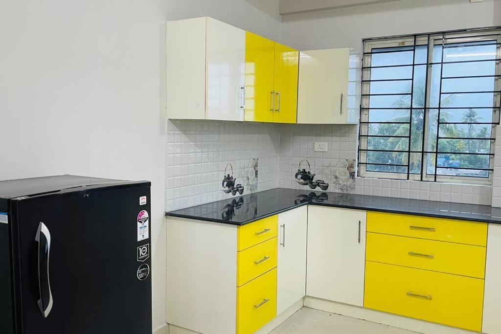 Rajamandiram 3Bhk Ac Apartment In Trivandrum Central Thiruvananthapuram Bagian luar foto