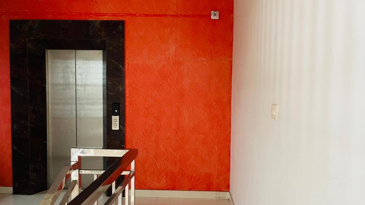 Rajamandiram 3Bhk Ac Apartment In Trivandrum Central Thiruvananthapuram Bagian luar foto